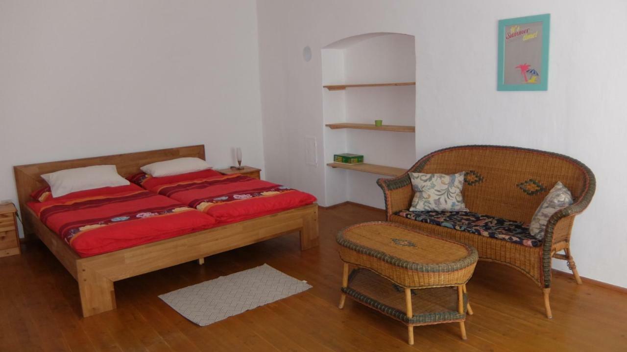 Village Appartements Вайдхофен-ан-дер-Тайя Экстерьер фото