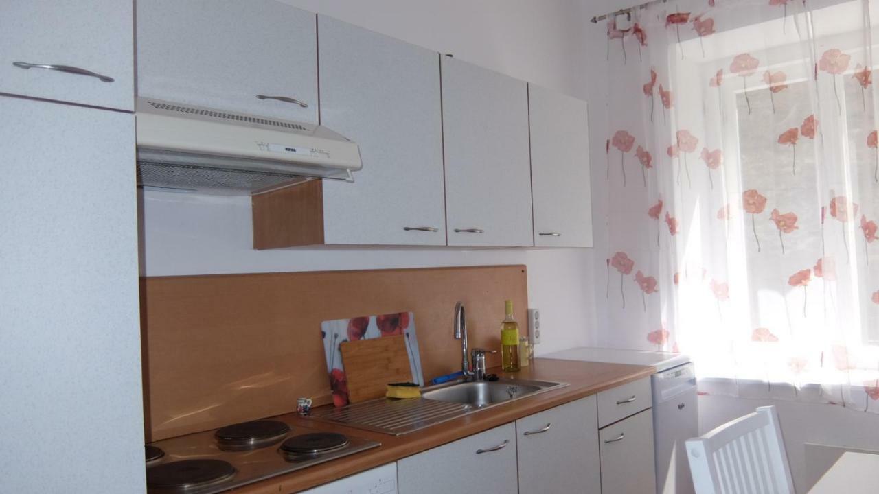Village Appartements Вайдхофен-ан-дер-Тайя Экстерьер фото