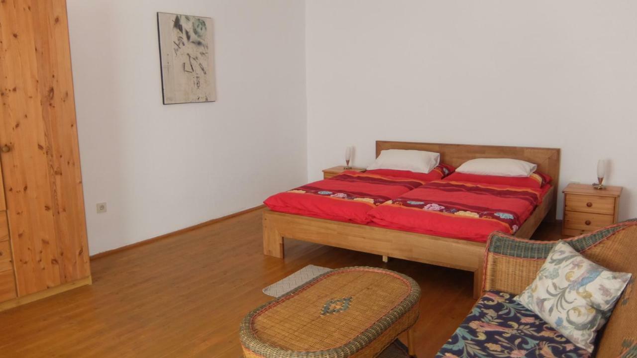 Village Appartements Вайдхофен-ан-дер-Тайя Экстерьер фото